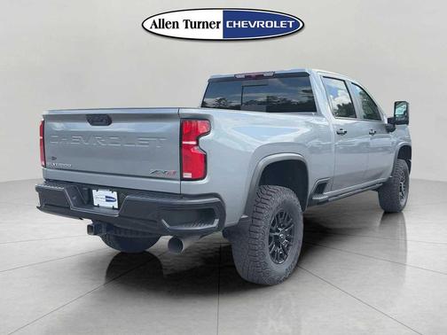 Sterling Gray Metallic 2025 Chevrolet Silverado 2500 4WD Crew Cab Standard Bed ZR2
