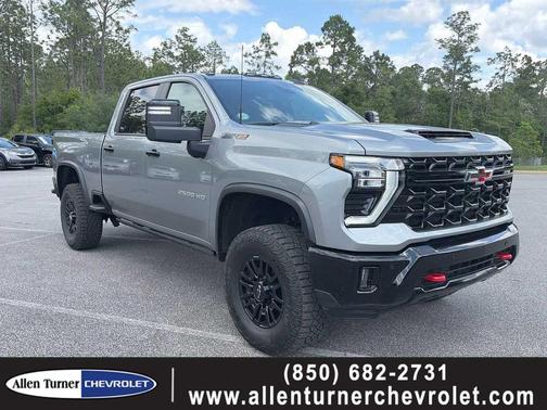 Sterling Gray Metallic 2025 Chevrolet Silverado 2500 4WD Crew Cab Standard Bed ZR2