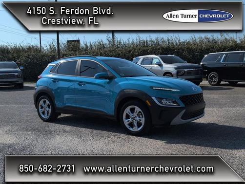 2022 Hyundai KONA SEL