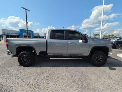 2024 Chevrolet Silverado 2500 LT