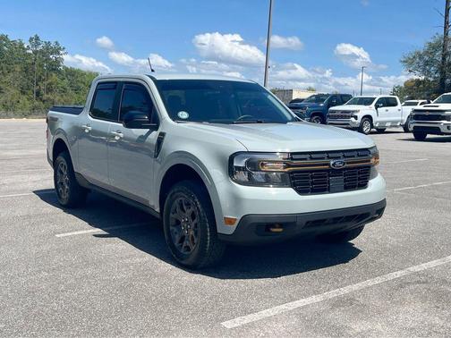 CACTUS GRAY 2024 Ford Maverick Lariat