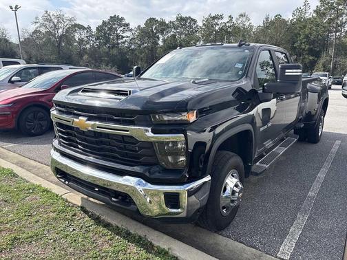 2024 Chevrolet Silverado 3500 LT
