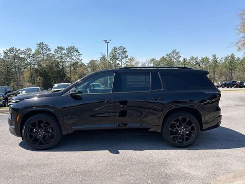 Mosaic Black Metallic 2026 Chevrolet Traverse RS
