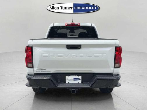 Summit White 2026 Chevrolet Colorado Trail Boss