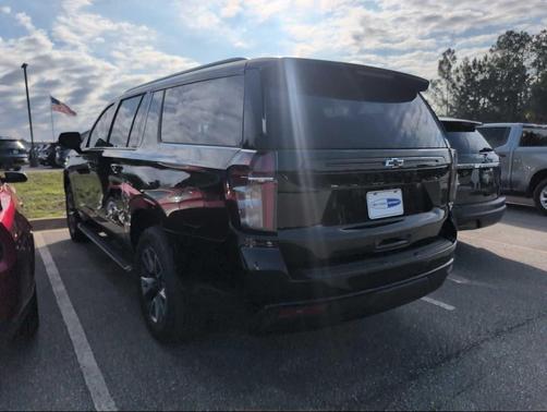 2024 Chevrolet Suburban 4WD Z71
