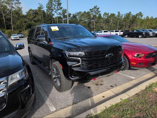 2024 Chevrolet Suburban 4WD Z71