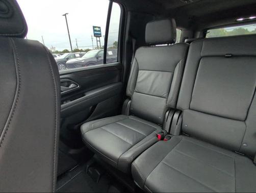 2024 Chevrolet Suburban 4WD Z71