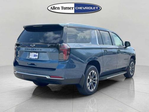 2026 Chevrolet Suburban LS