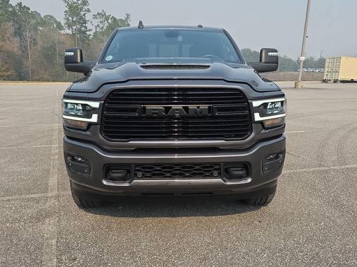2023 RAM 2500 Laramie Crew Cab 4x4 6'4' Box