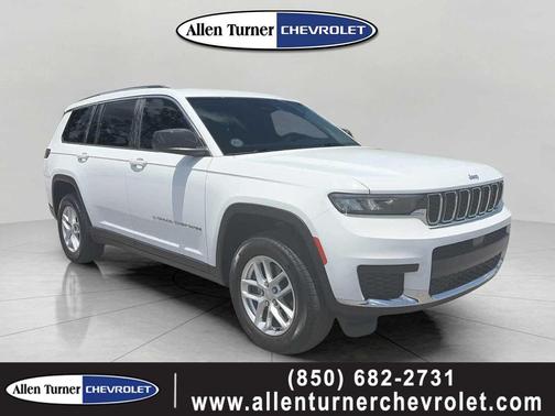 Bright White Clearcoat 2023 Jeep Grand Cherokee L Laredo