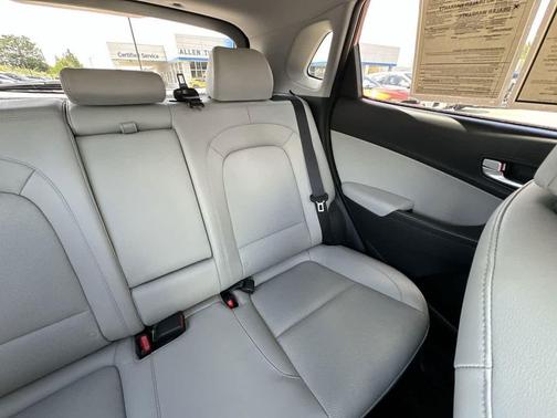 2022 Hyundai KONA Limited
