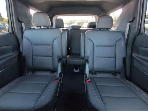 2025 Chevrolet Traverse AWD Z71