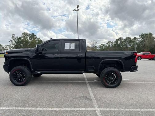 2025 Chevrolet Silverado 3500 LT