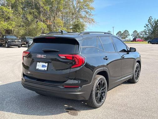 2021 GMC Terrain SLE