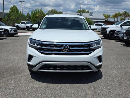 White 2021 Volkswagen Atlas 3.6L SE w/Technology