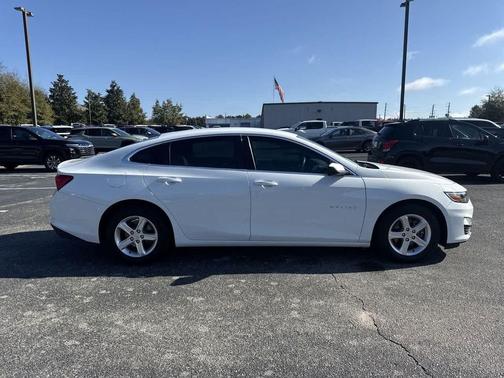 2021 Chevrolet Malibu 1LS