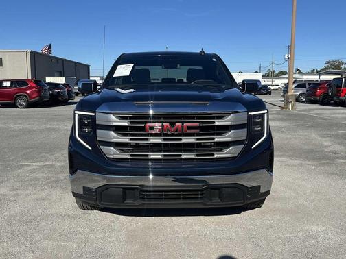 2023 GMC Sierra 1500 SLE