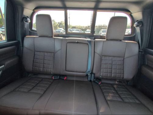 2024 Nissan Titan Platinum Reserve