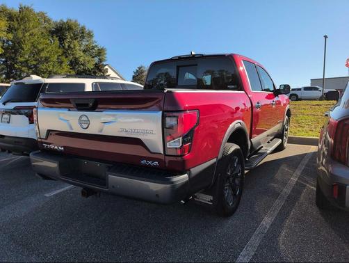 2024 Nissan Titan Platinum Reserve