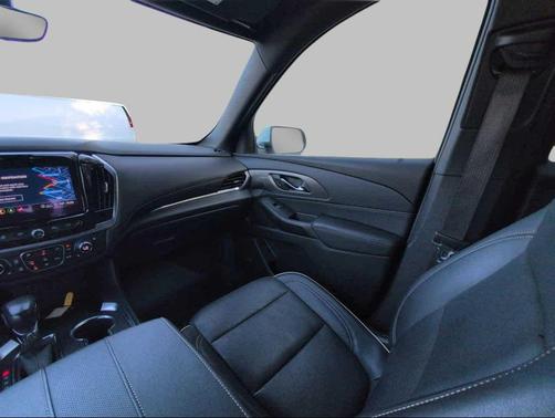 2022 Chevrolet Traverse Premier