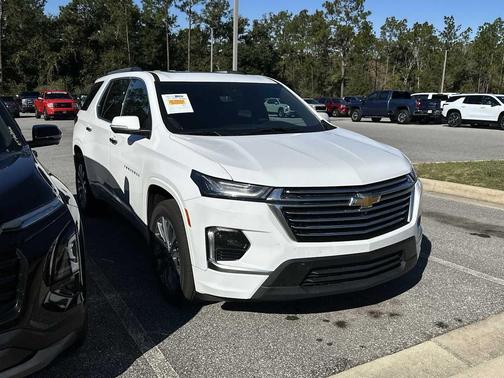 2022 Chevrolet Traverse Premier