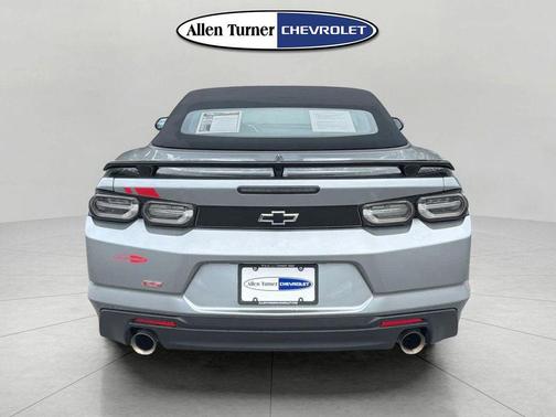 Sharkskin Metallic 2023 Chevrolet Camaro 2LT