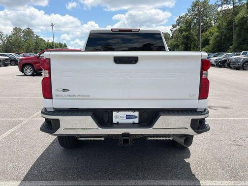 Summit White 2024 Chevrolet Silverado 2500 LT