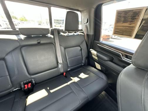 2024 Chevrolet Silverado 3500 LT