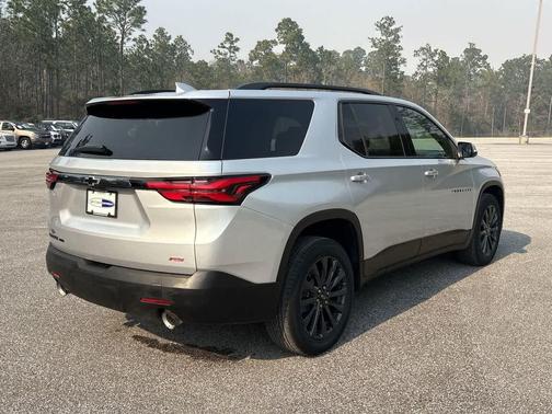 2022 Chevrolet Traverse RS