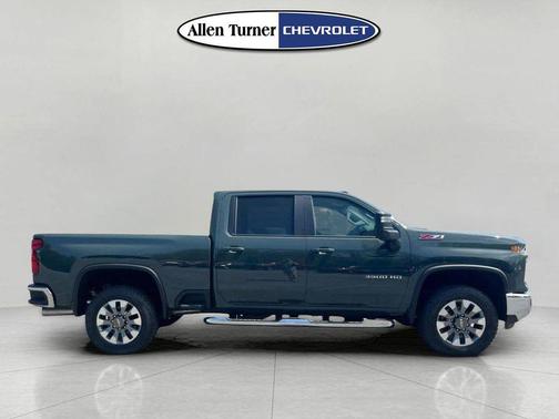 Cypress Gray 2026 Chevrolet Silverado 3500 LT