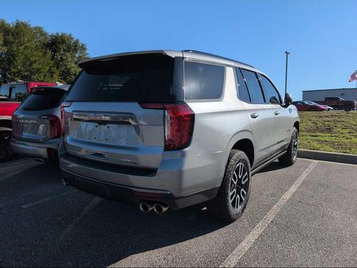 2024 GMC Yukon 4WD AT4