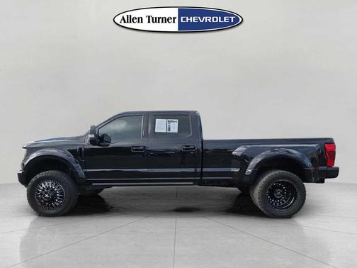 2022 Ford F-450 Platinum