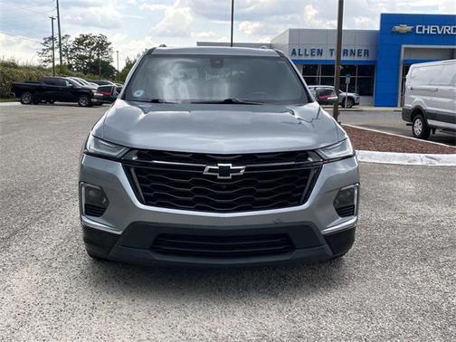 Sterling Gray Metallic 2023 Chevrolet Traverse Premier