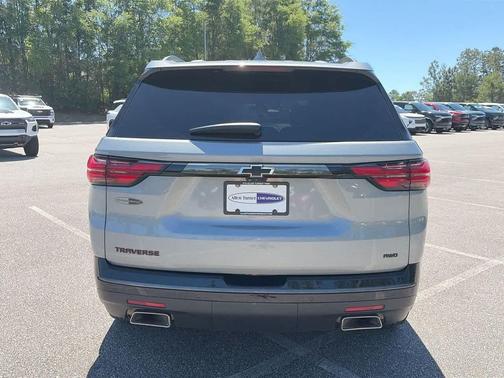 Sterling Gray Metallic 2023 Chevrolet Traverse Premier