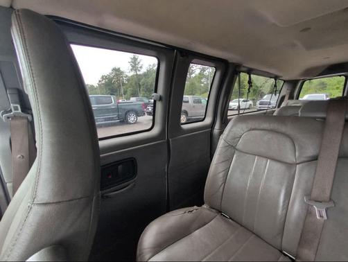 2023 GMC Savana 3500 RWD 3500 Extended Wheelbase LS
