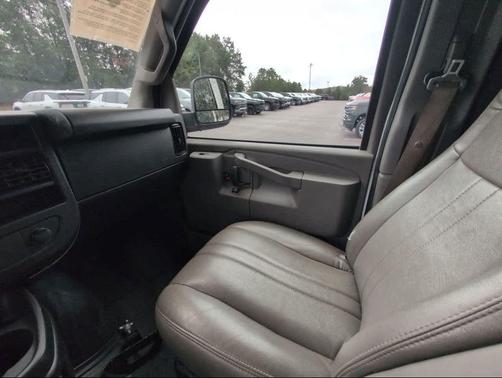 2023 GMC Savana 3500 RWD 3500 Extended Wheelbase LS