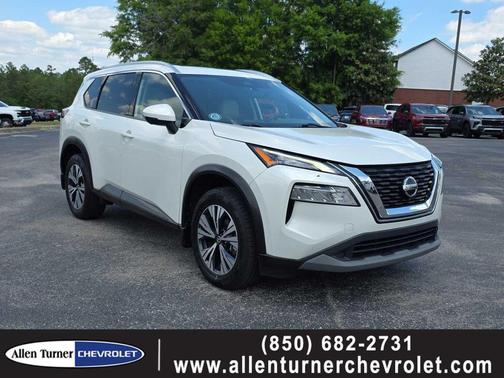 Pearl White Tricoat 2021 Nissan Rogue SV