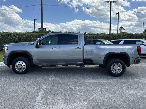 2025 GMC Sierra 3500 Denali