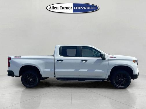 Summit White 2026 Chevrolet Silverado 1500 LT Trail Boss