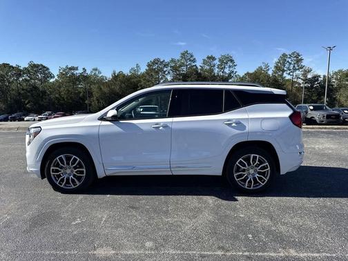 2024 GMC Terrain Denali