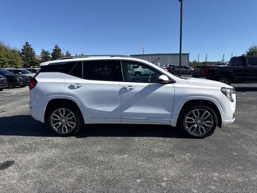2024 GMC Terrain Denali