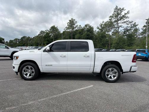 Bright White Clearcoat 2022 RAM 1500 Big Horn/Lone Star