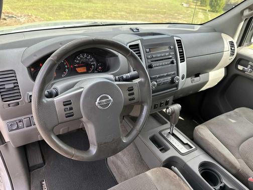 2012 Nissan Frontier SV