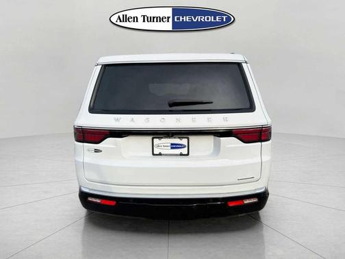 2024 Jeep Wagoneer Series II 4x2