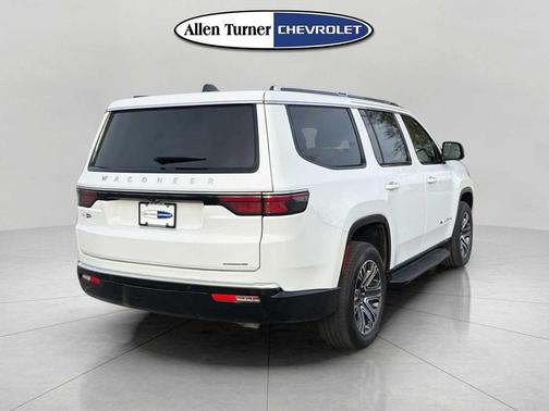 2024 Jeep Wagoneer Series II 4x2