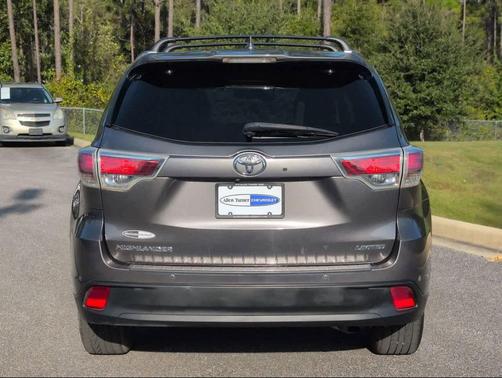 2016 Toyota Highlander Limited Platinum
