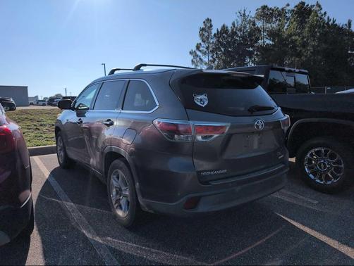 2016 Toyota Highlander Limited Platinum