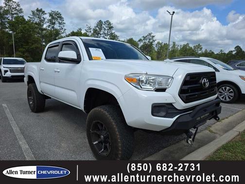 2017 Toyota Tacoma SR