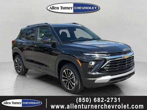 Mosaic Black Metallic 2026 Chevrolet Trailblazer LT