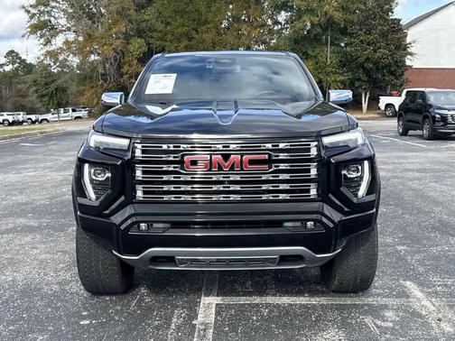 2023 GMC Canyon Denali